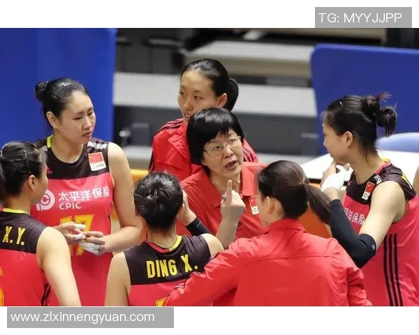 张静独家分享:深入探讨排球技巧与训练心得,助你提升竞技水平